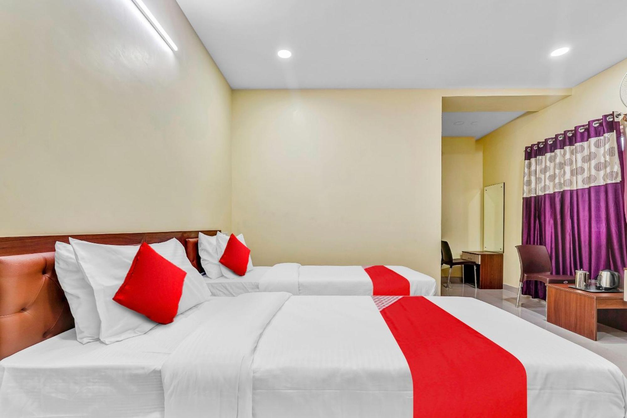 Oyo Flagship Hotel Ayodhya 班加罗尔 外观 照片