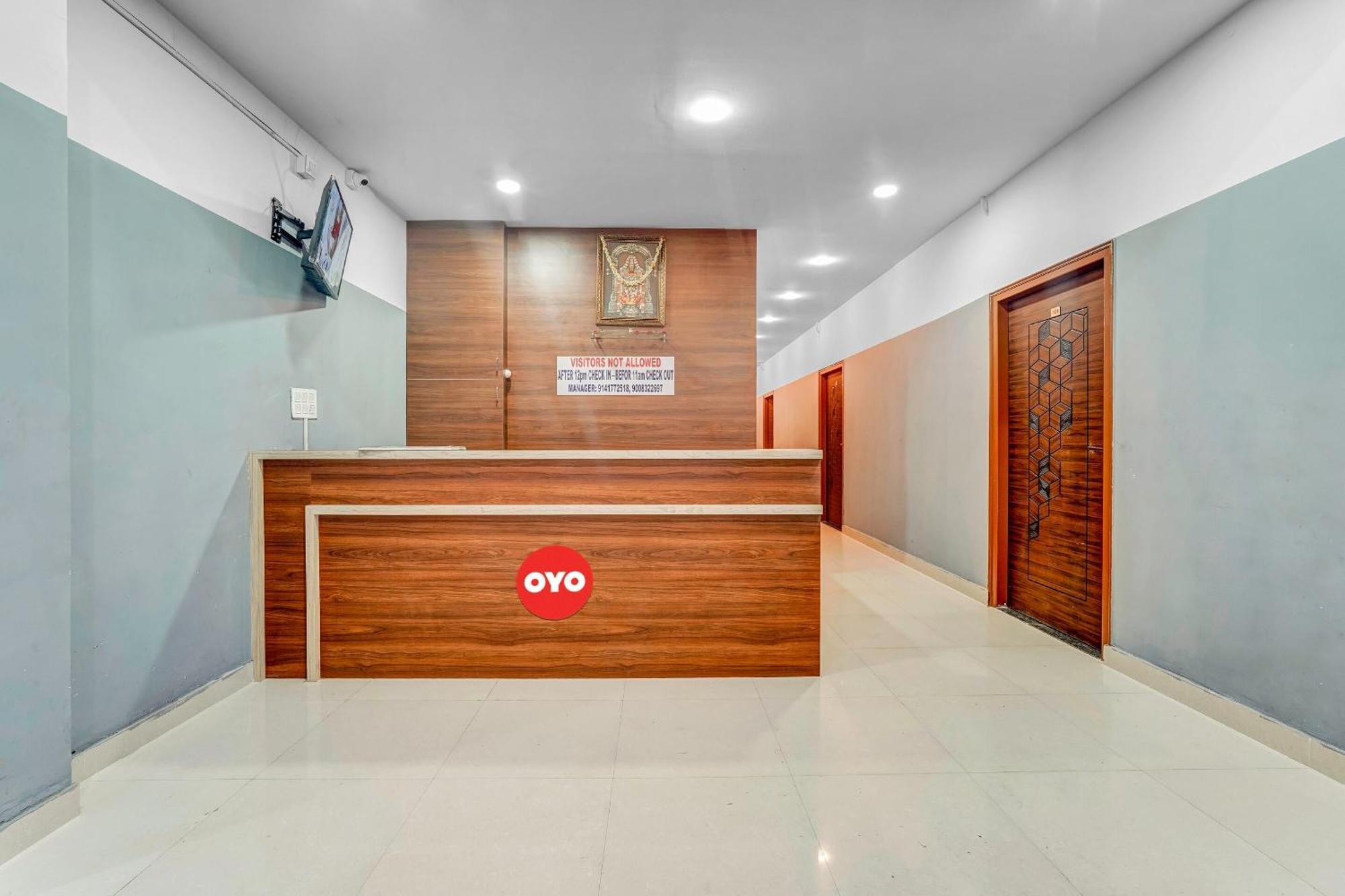 Oyo Flagship Hotel Ayodhya 班加罗尔 外观 照片